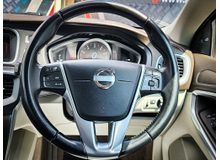 2013 Volvo V40 1.6L Petrol For Sale Images