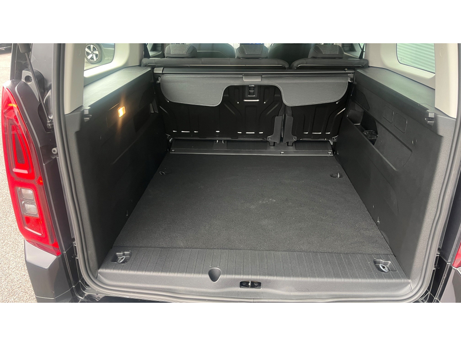 2026 Opel Combo Life 1.5L Diesel For Sale Images