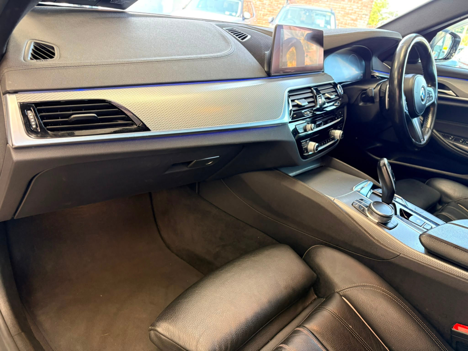 2019 BMW 5 Series 2L Petrol Plug-in Hybrid For Sale Images