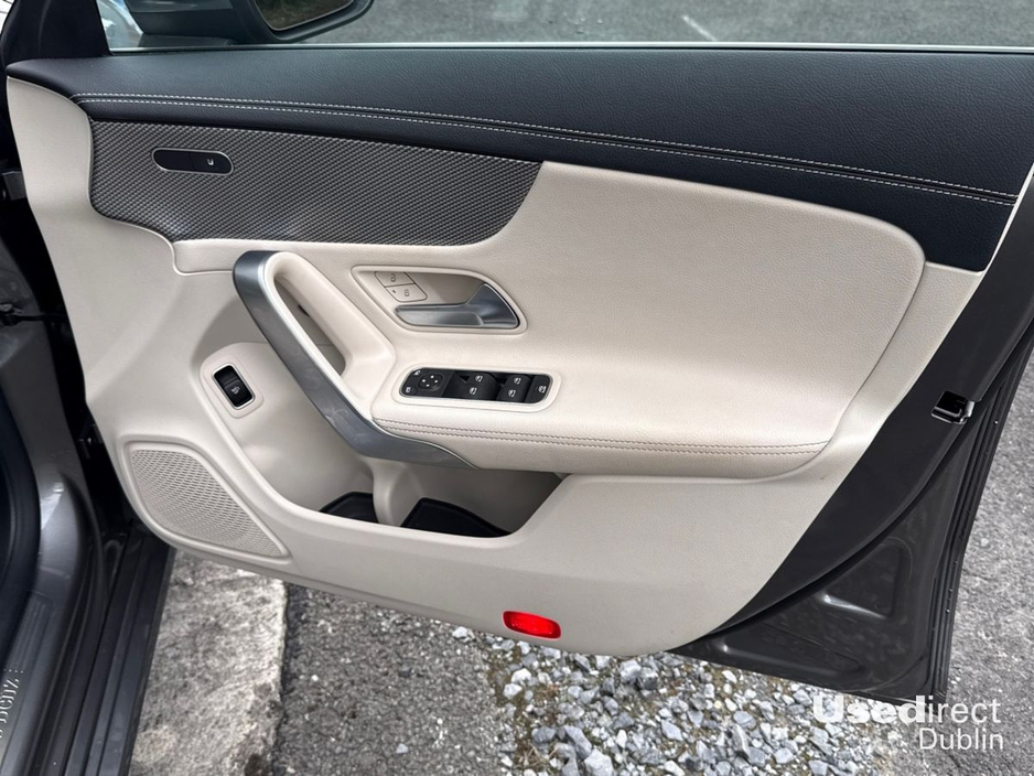 Mercedes-Benz CLA Class 180 Coup A/T Progressive — thumbnail 30