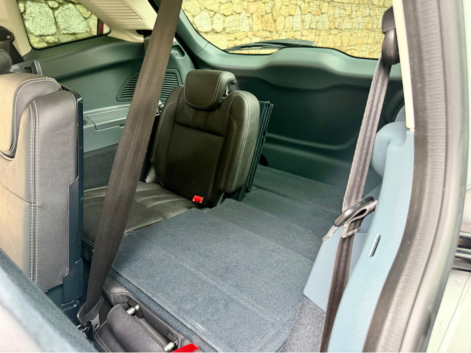 Ford C-Max C MAX!!7 SEATER!!ONLY 64K MLS!! — thumbnail 21