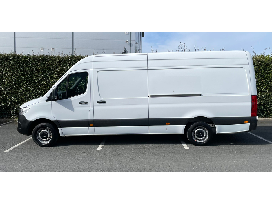 Used Mercedes-Benz Sprinter  (2021)