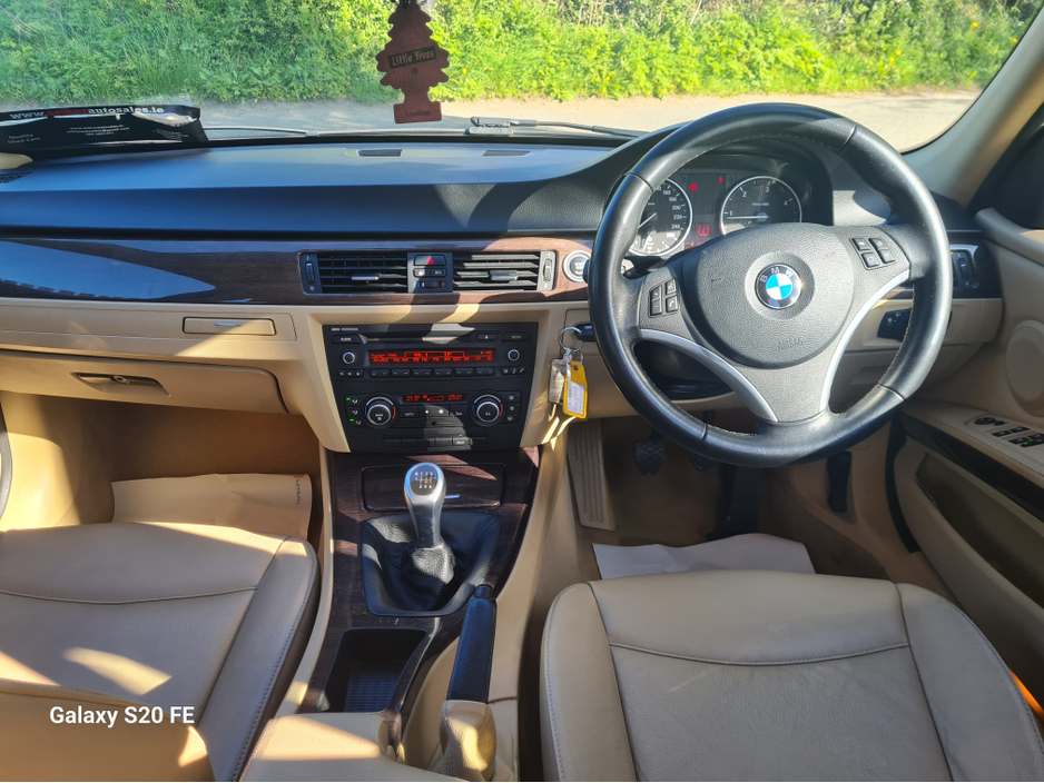 2011 BMW 3 Series 2.0L Diesel For Sale Images