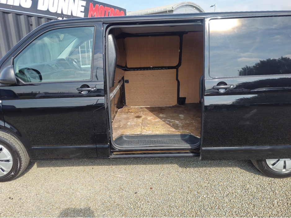 2020 Volkswagen Transporter 2L Diesel For Sale Images