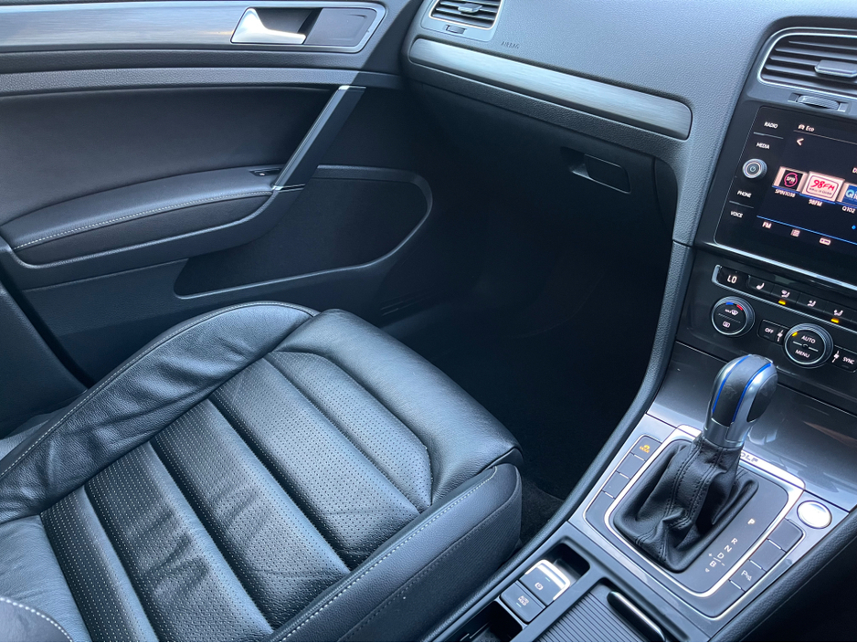 2020 Volkswagen E-Golf 0L Electric For Sale Images