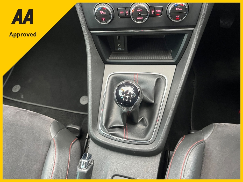2017 SEAT Leon 2L Diesel For Sale Images
