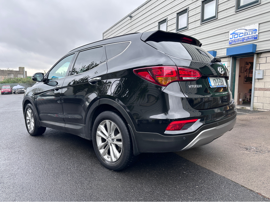 2017 Hyundai Santa Fe 2.2L Diesel For Sale Images