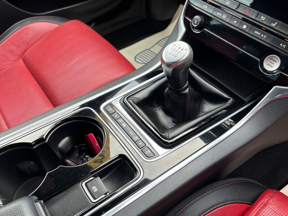 2015 Jaguar XE 2L Diesel For Sale Images