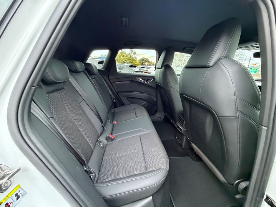 Audi Q4 e-tron S-Line - 40 Etron - 82KWh — thumbnail 19