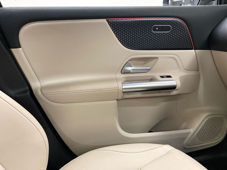 Mercedes-Benz GLA Class GLA 200 d Progressive Plus — thumbnail 14