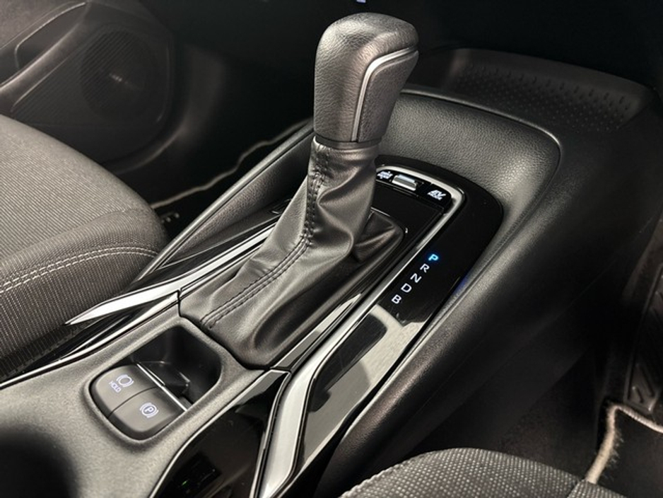 Toyota Corolla LUNA SALOON 4DR AUTO — thumbnail 15