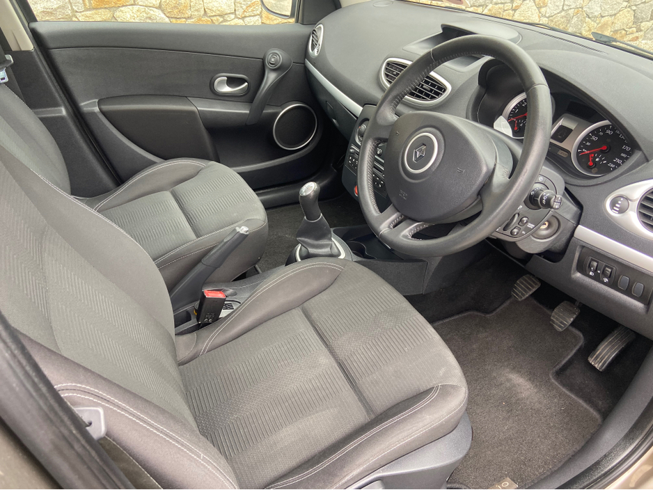 2010 Renault Clio 1.1L Other For Sale Images