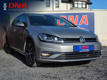Volkswagen Golf HIGHLINE - LOW KMS