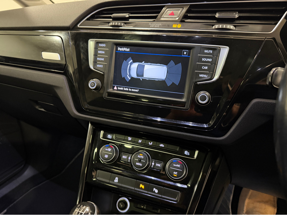 2017 Volkswagen Touran 1.6L Diesel For Sale Images