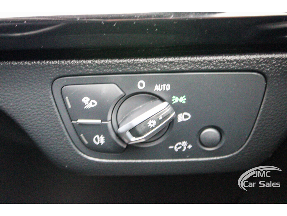 2023 Audi Q5 2L Petrol Hybrid For Sale Images