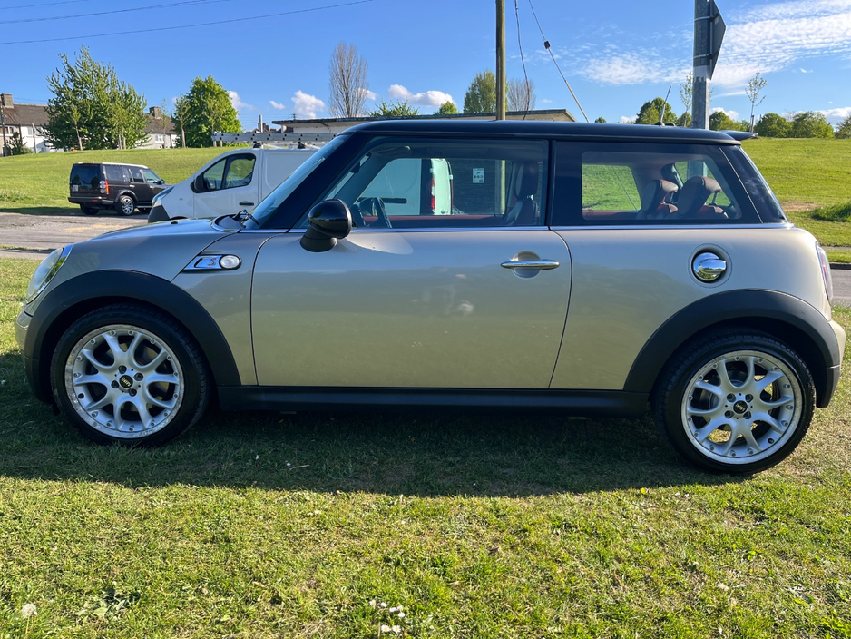 2007 MINI Hatch 1.6L Petrol For Sale Images
