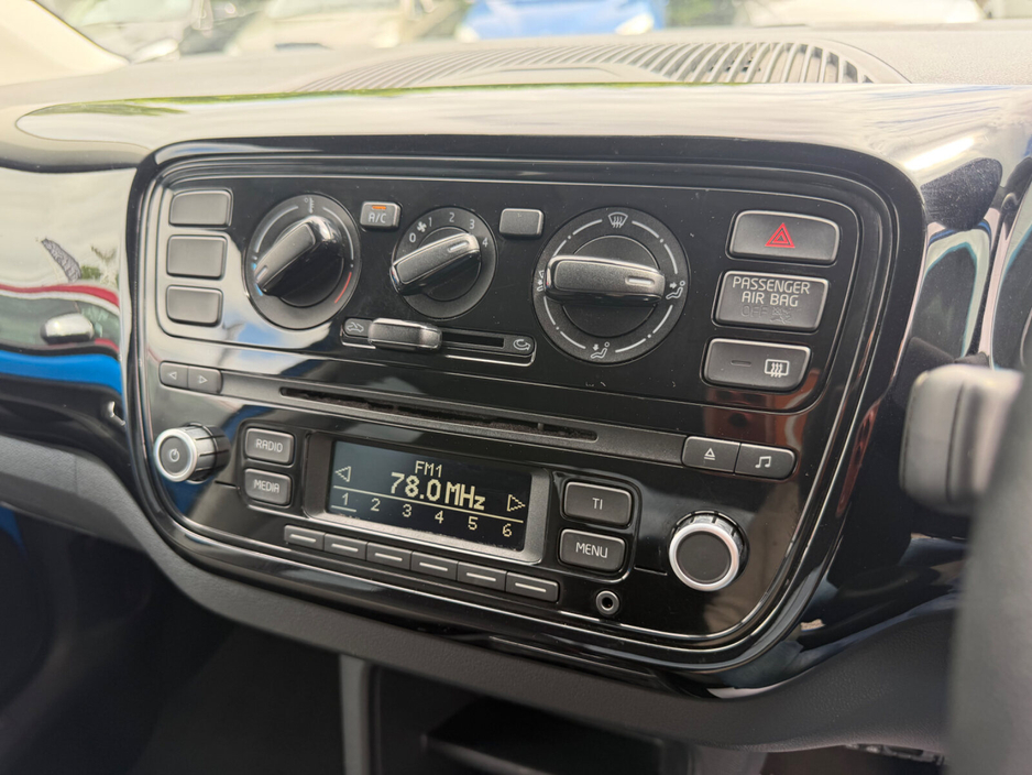 Volkswagen up! — thumbnail 14