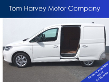 2022 Volkswagen Caddy 2L Diesel For Sale Images