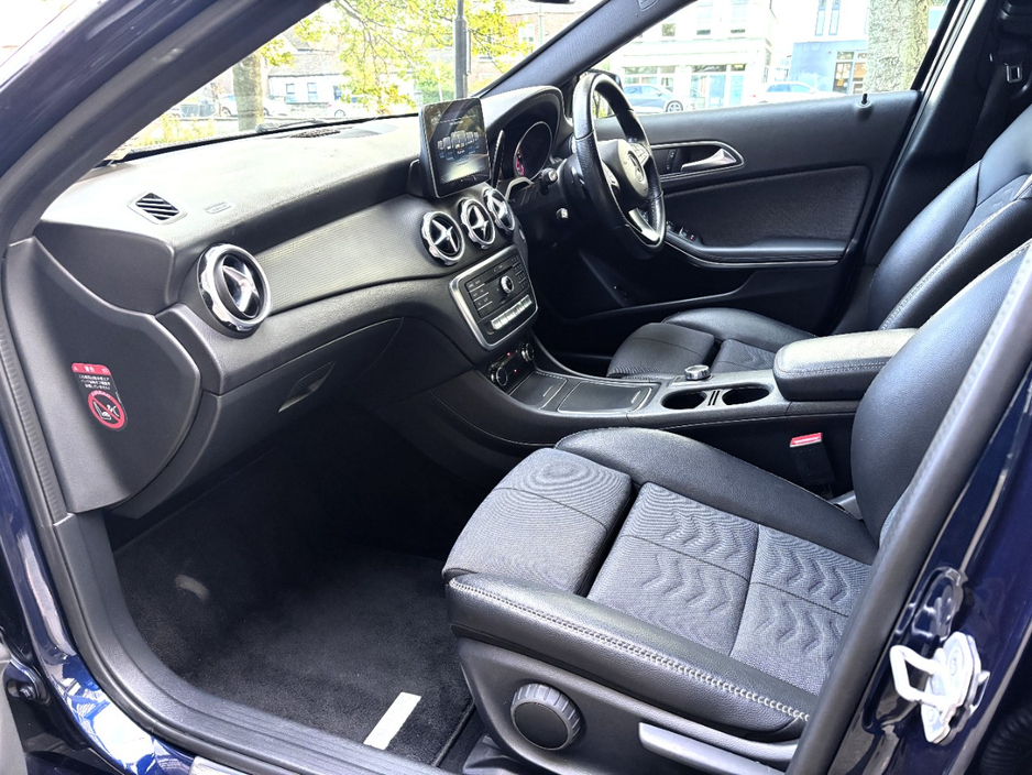 2017 Mercedes-Benz GLA Class 1.6L Petrol For Sale Images