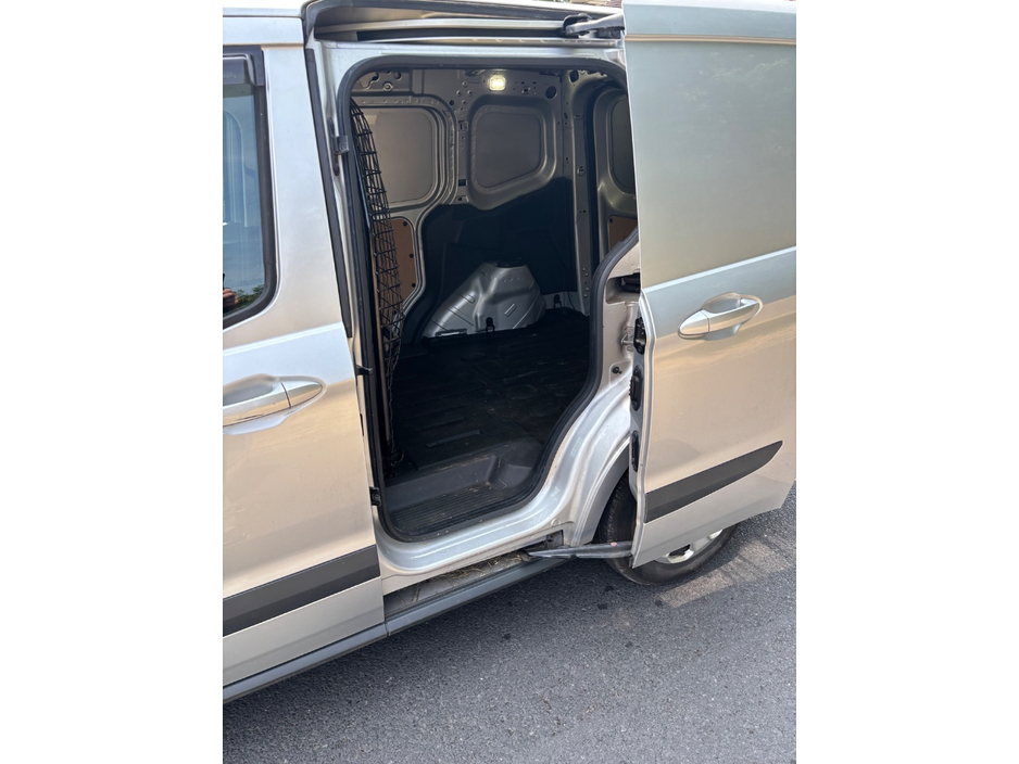 2017 Ford Transit Courier 1.5L Diesel For Sale Images
