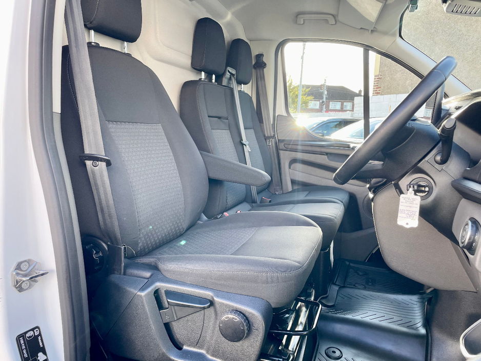 2022 Ford Transit Custom 2L Diesel For Sale Images