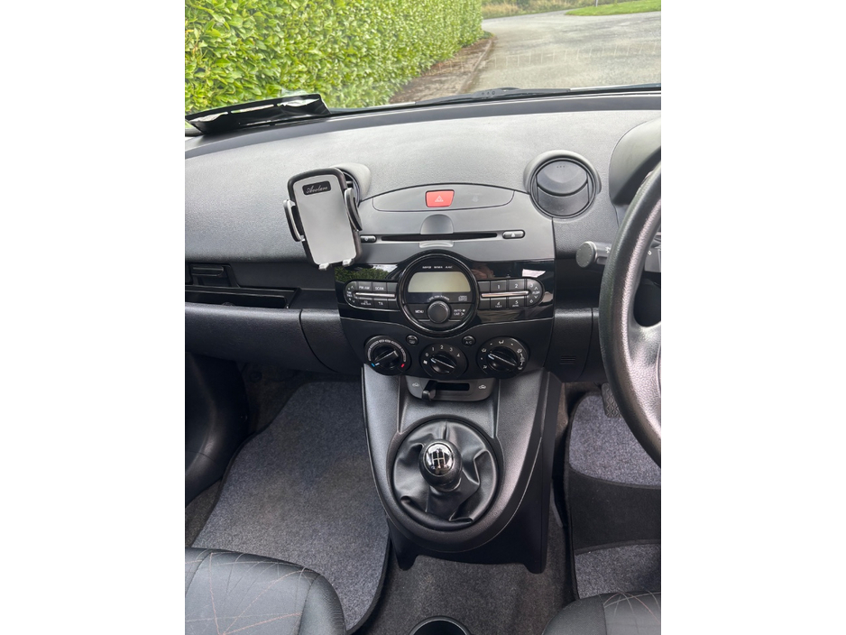 Mazda Mazda2 1.3 TS2 3DR — thumbnail 2