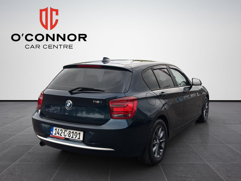 BMW 1 Series 116i Urban "Small car… big attitude" — thumbnail 7