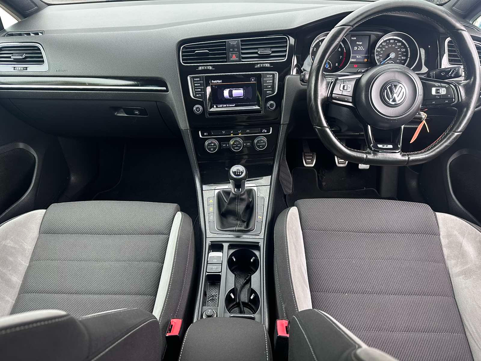 2014 Volkswagen Golf 2L Petrol For Sale Images