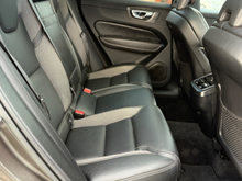 2022 Volvo XC60 2L Diesel For Sale Images