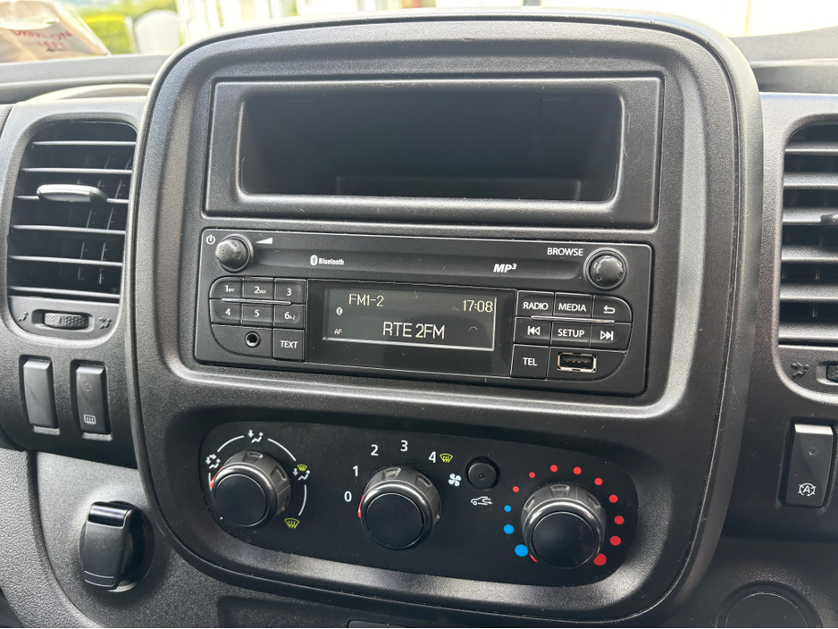2021 Renault Trafic 2.0L Diesel For Sale Images
