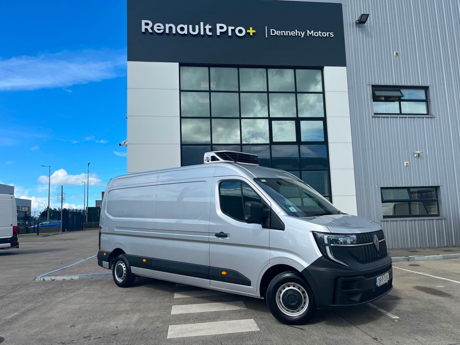 2025 Renault Master For Sale Images
