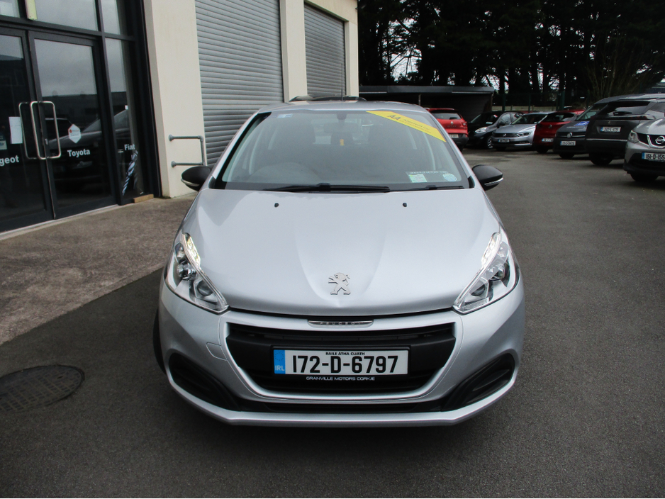2017 Peugeot 208 1.2L Petrol For Sale Images