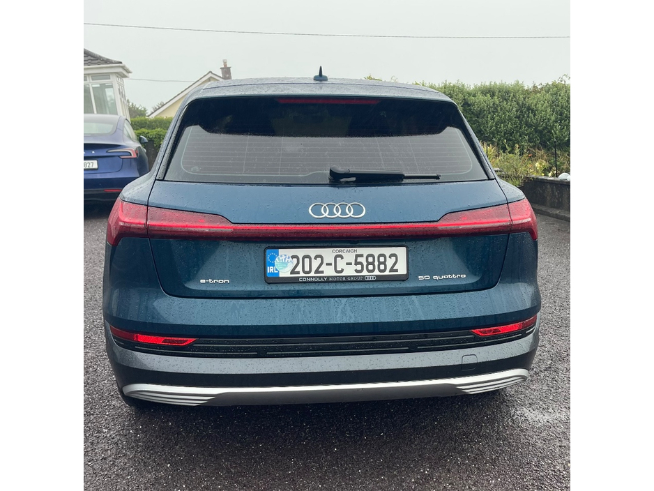 Audi e-tron TECHNIK 50 QUATTRO 5DR AUTO — thumbnail 3