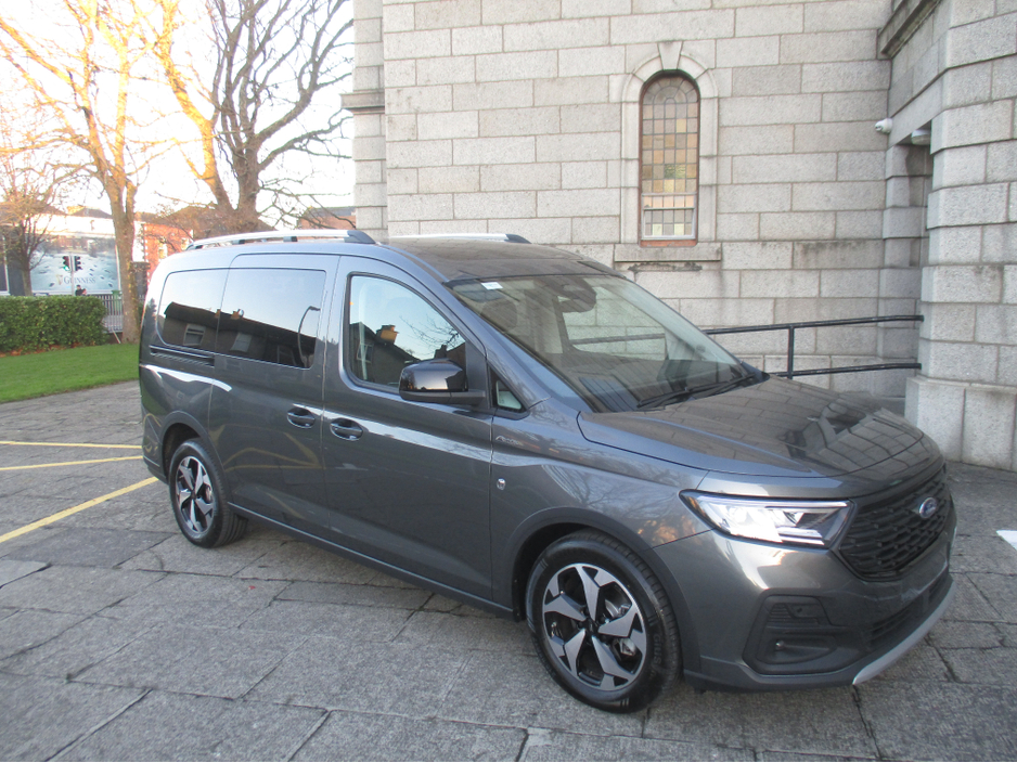 2026 Ford Tourneo Connect For Sale Images