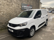 2021 Peugeot Partner 1.5L Diesel For Sale Images