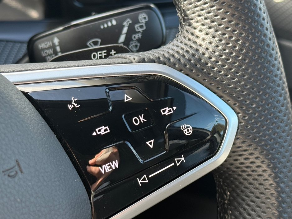 2022 Volkswagen Golf 2L Diesel For Sale Images