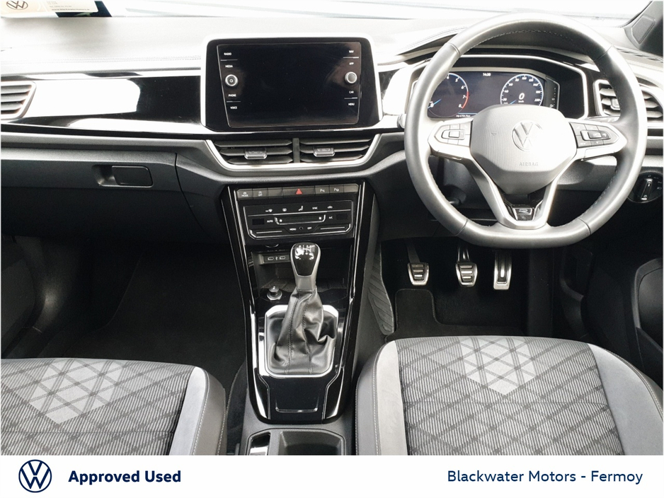 Volkswagen T-Roc 1.0TSI 110BHP R-LINE WITH REAR VIEW CAMERA — thumbnail 2