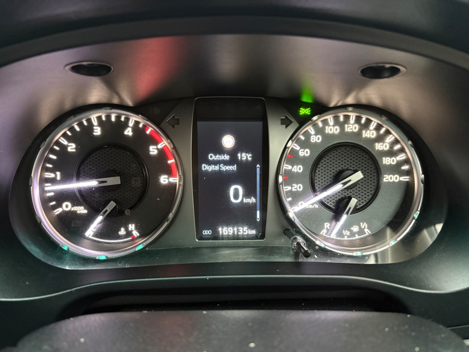 2021 Toyota Hilux 2.4L Diesel For Sale Images