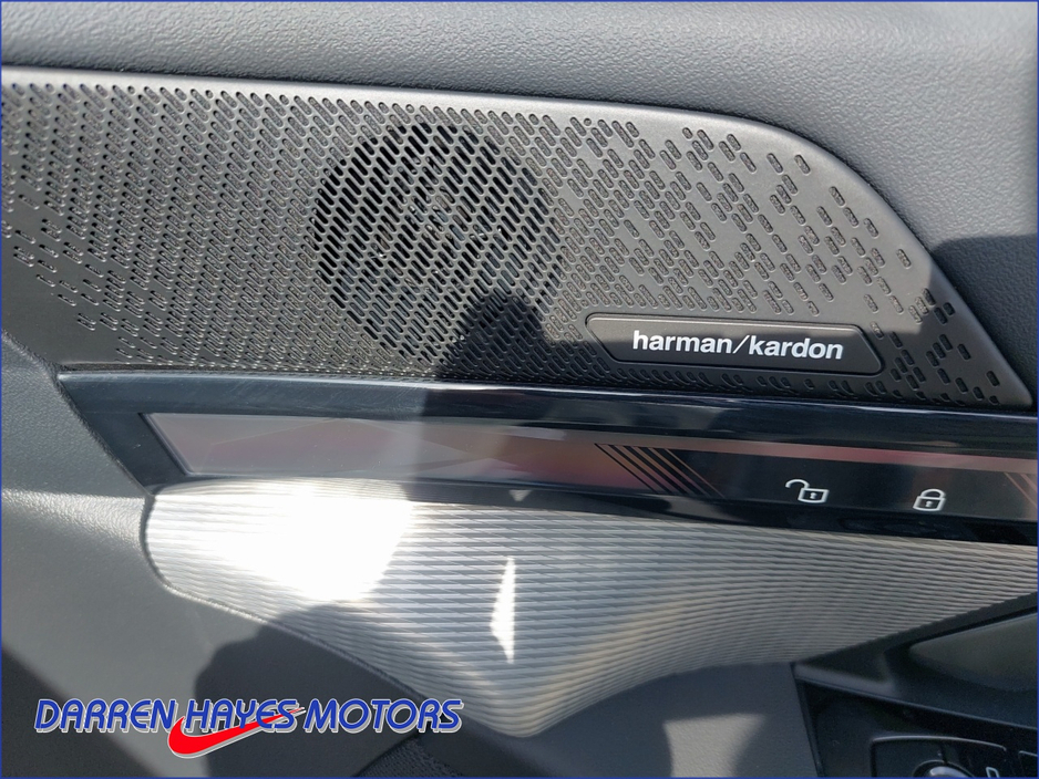 2025 BMW 5 Series 2L Petrol Plug-in Hybrid For Sale Images
