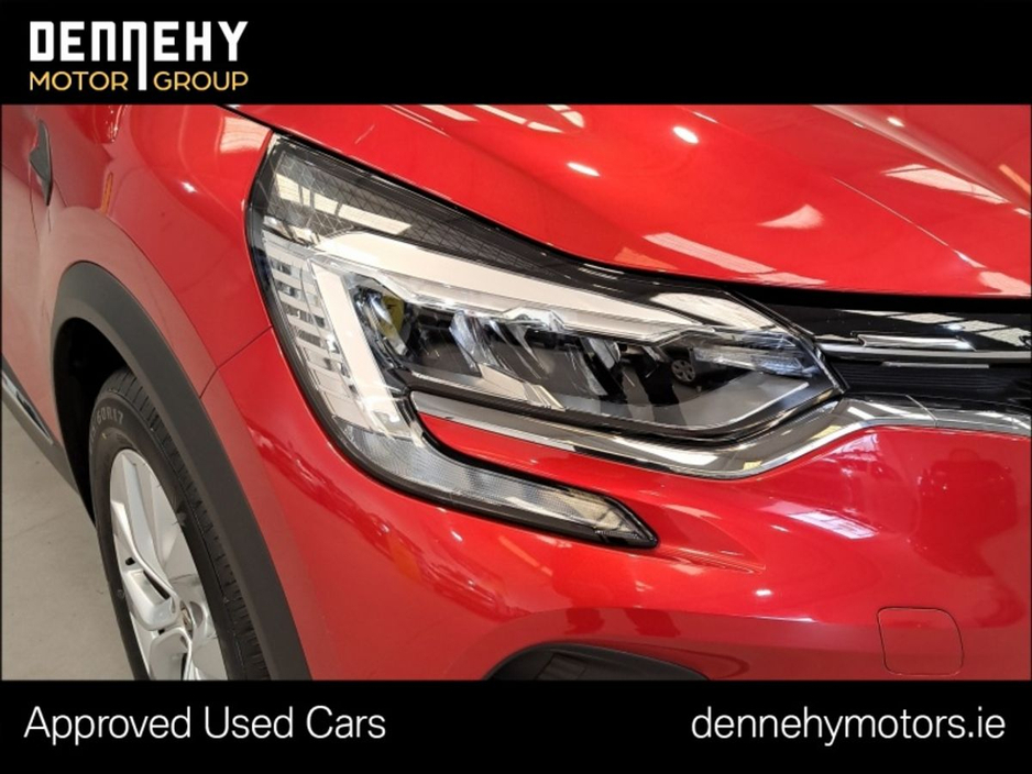 Renault Captur TCe 100 Iconic 64.98 Euro p/w — thumbnail 19