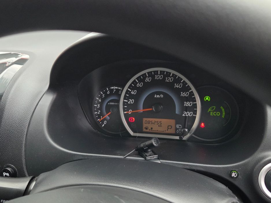 Mitsubishi Mirage — thumbnail 9