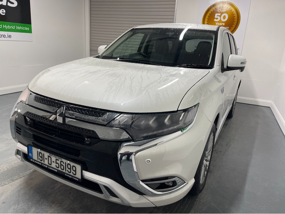 2019 Mitsubishi Outlander 2.4L Petrol Plug-in Hybrid For Sale Images
