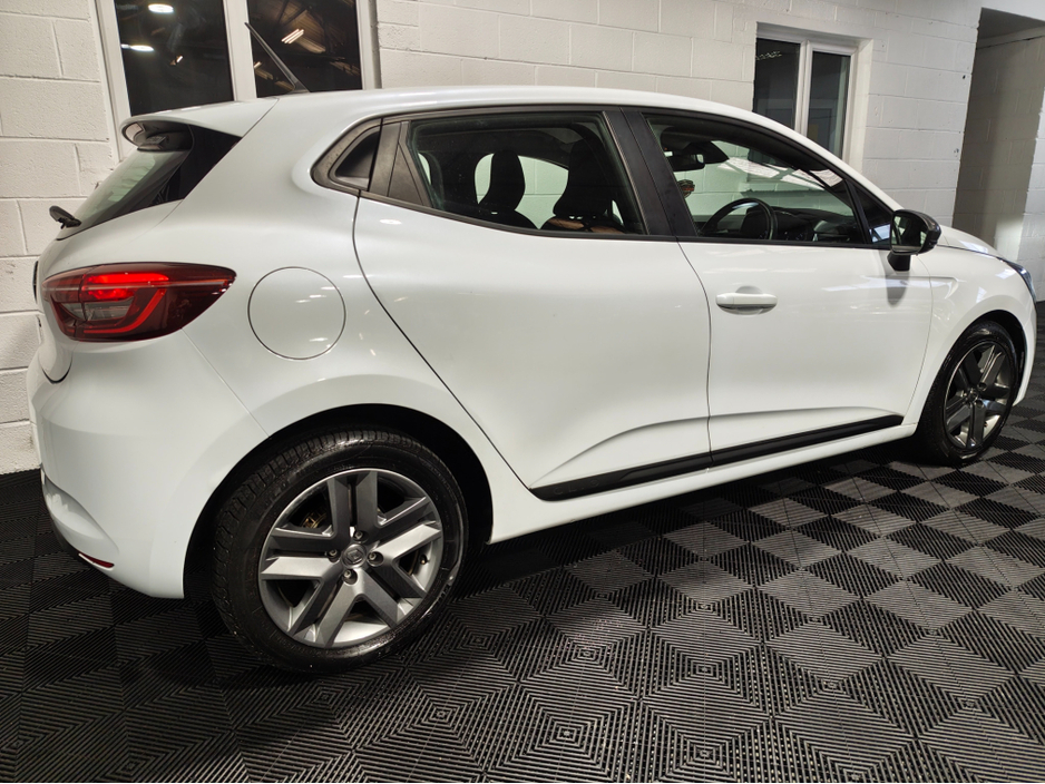 2022 Renault Clio 1L Petrol For Sale Images