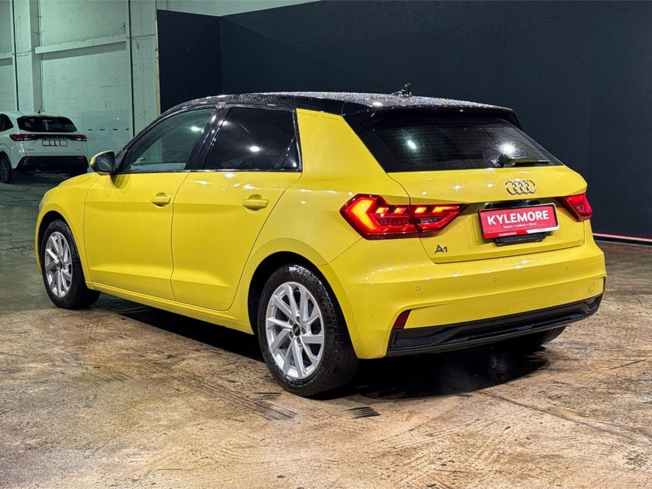 Audi A1 1.0 AUTOMATIC - YELLOW/BLACK 2 TONE - CRUISE CONTROL - REAR CAMERA — thumbnail 5
