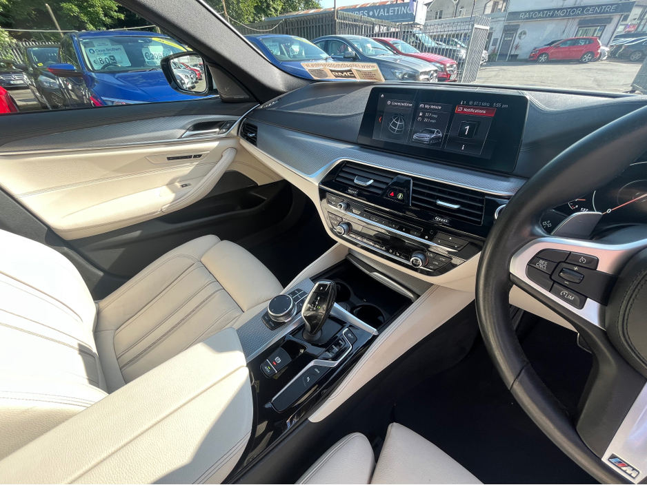 2018 BMW 5 Series 2.0L Hybrid For Sale Images