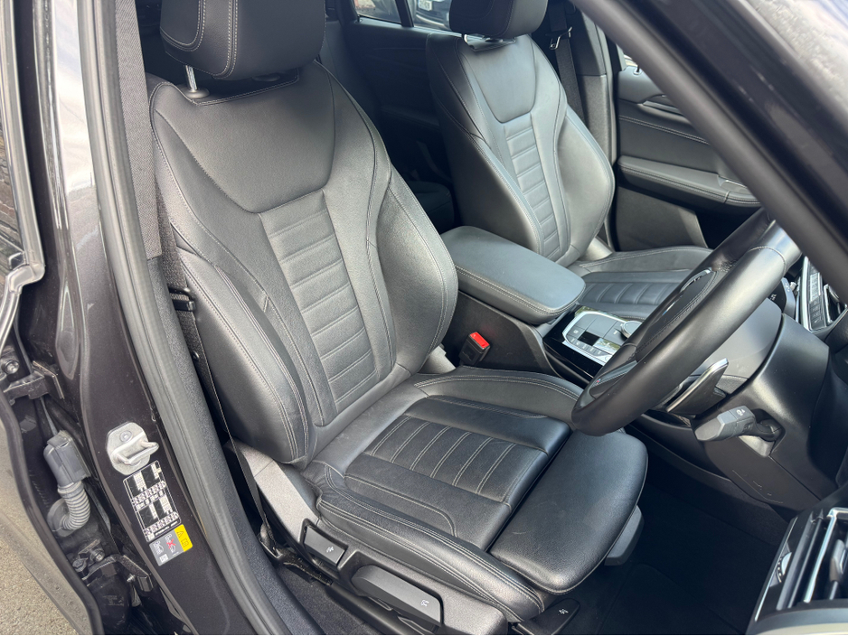2022 BMW X3 2.0L Petrol Plug-in Hybrid For Sale Images