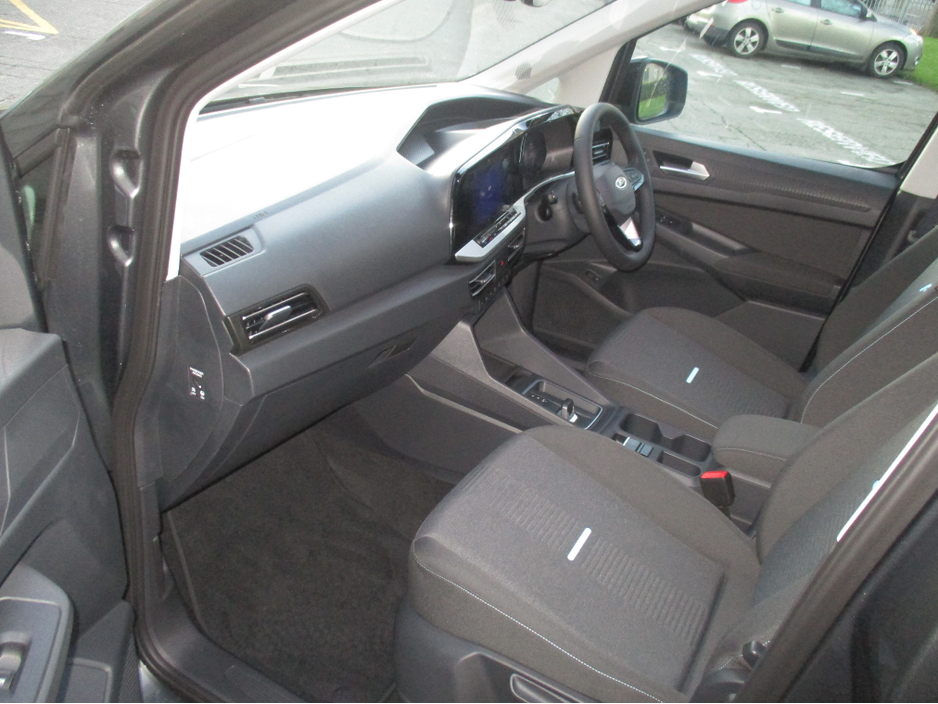 2026 Ford Tourneo Connect 2L Diesel For Sale Images