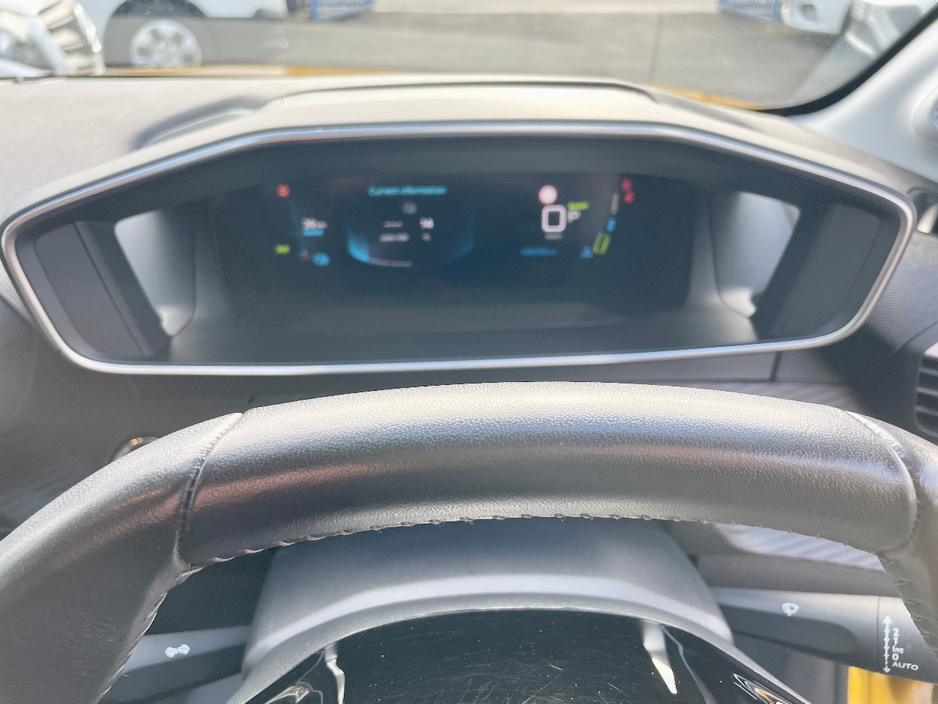 2023 Peugeot 208 0L Electric For Sale Images