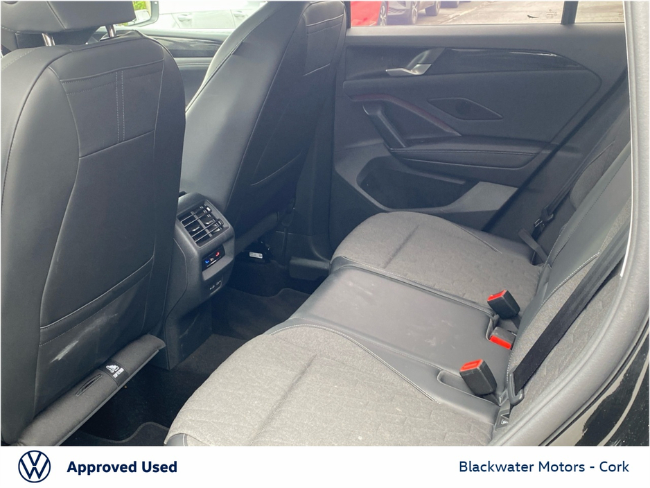 Volkswagen Tiguan 1.5TSI 204BHP EDITION 75 HYBRID AUTOMATIC — thumbnail 23