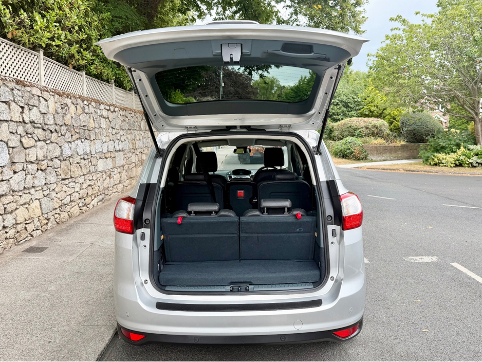 Ford C-Max C MAX!!7 SEATER!!ONLY 64K MLS!! — thumbnail 16